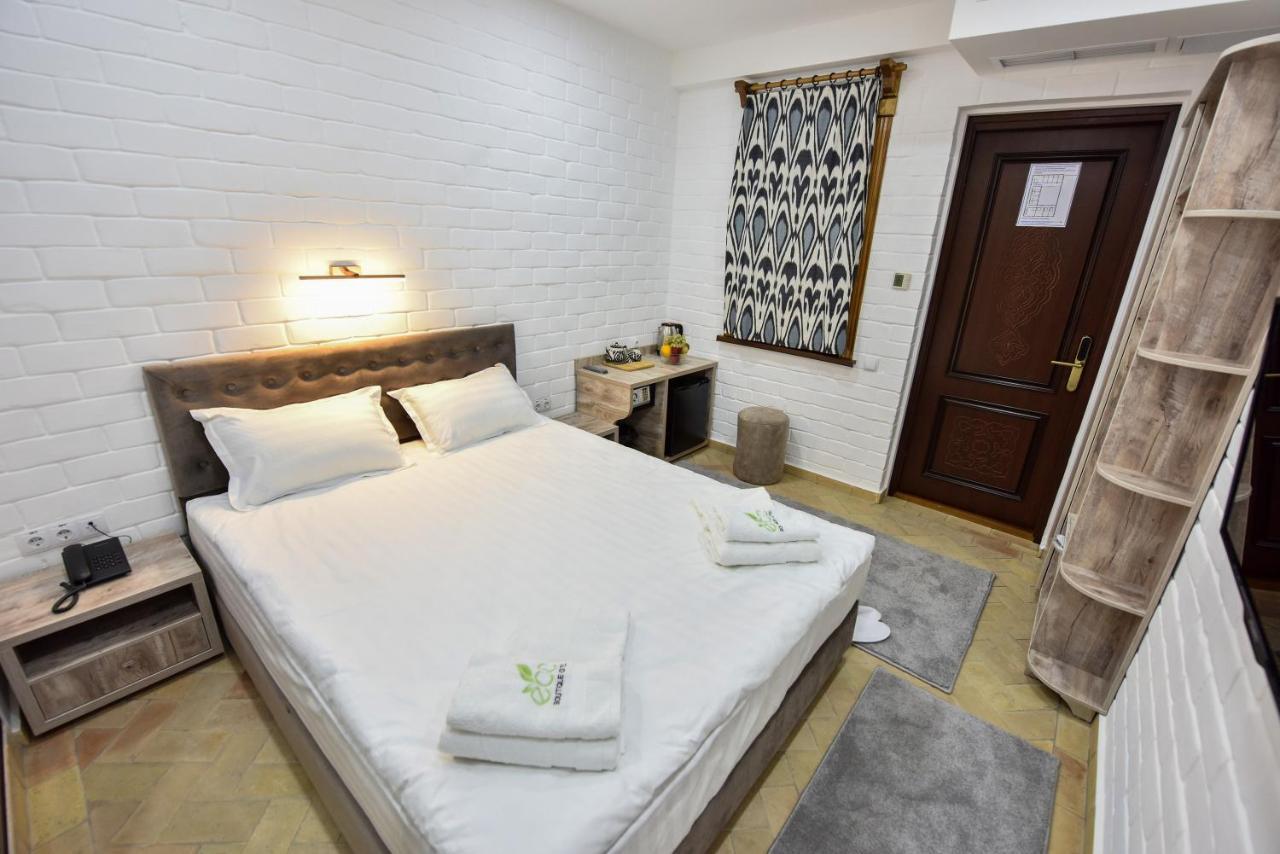 Eco Boutique Hotel Tashkent Bagian luar foto